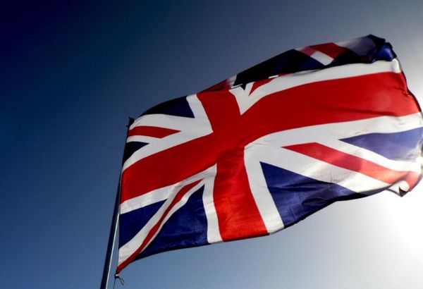 UK Experiences Decrease in Job Vacancies as Wage Growth Slows to 6.5%