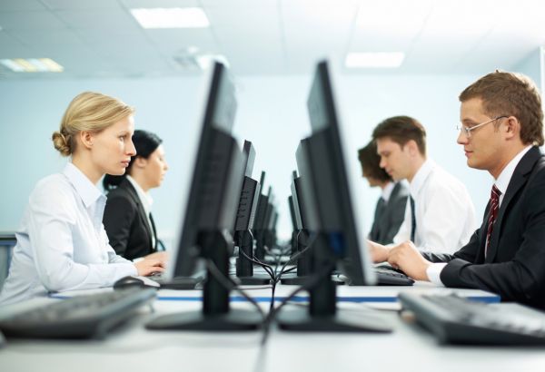 Non-Agricultural Employment Surges with Addition of 353,000 New Jobs
