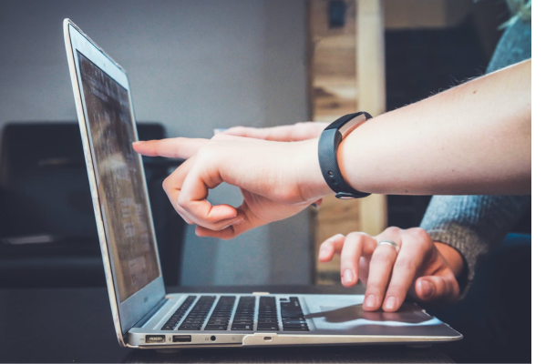 The Federal Reserve is confronted with a dilemma due to the fact that ADP payroll numbers have fallen short of estimates.