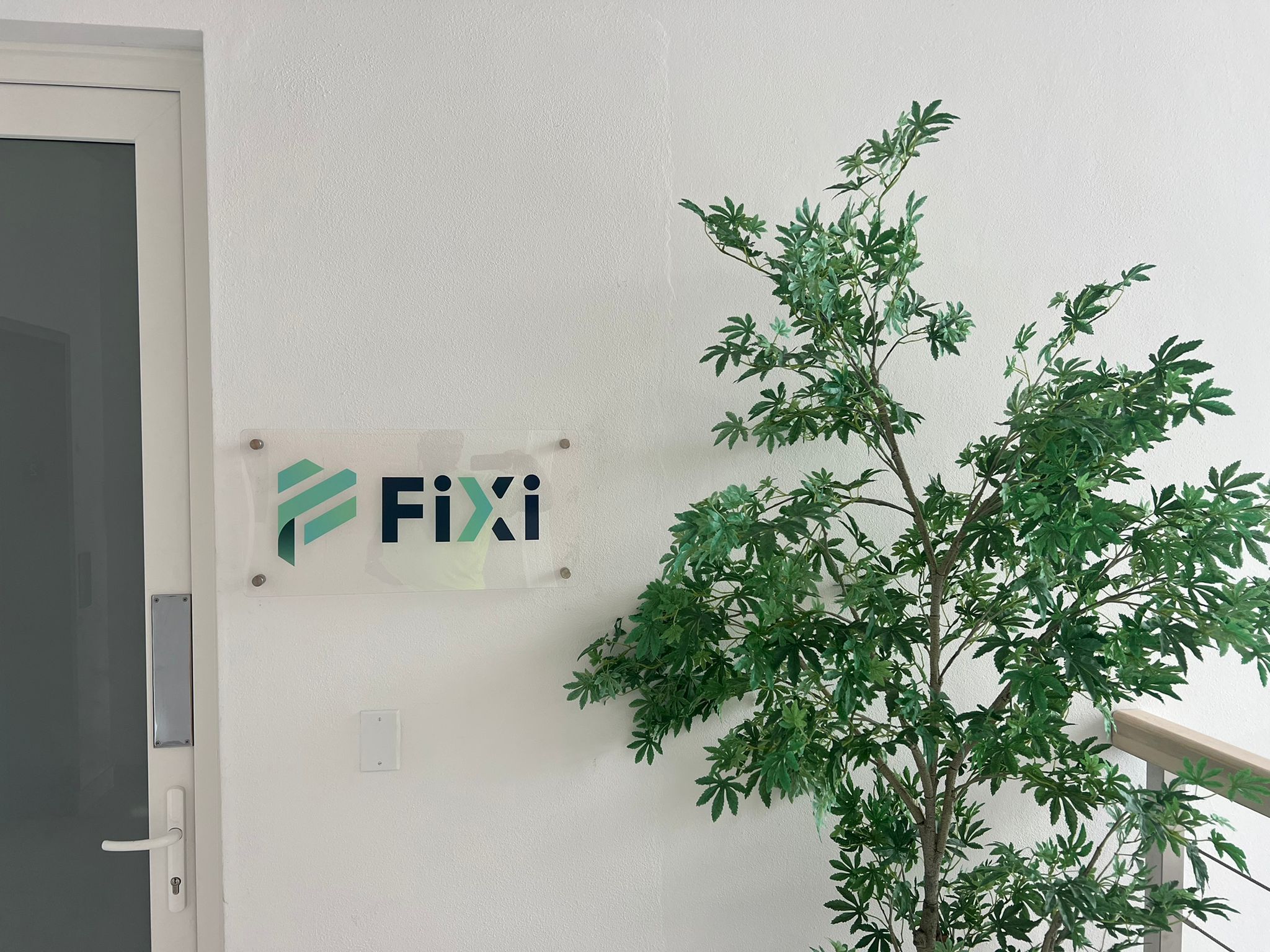 FIXIO was introduced on the broker review site (FX109)