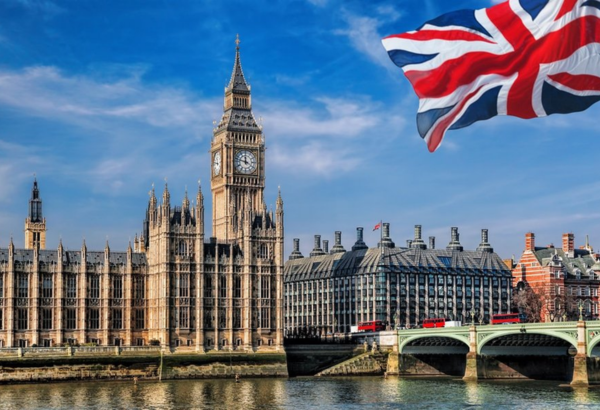 United Kingdom's Economy Grew in November, but Shrunk by 0.2% in Three-Month Period