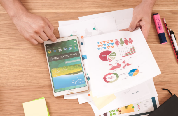 Upcoming Week: Private Sector PMIs, Federal Reserve Minutes, and Employment Report